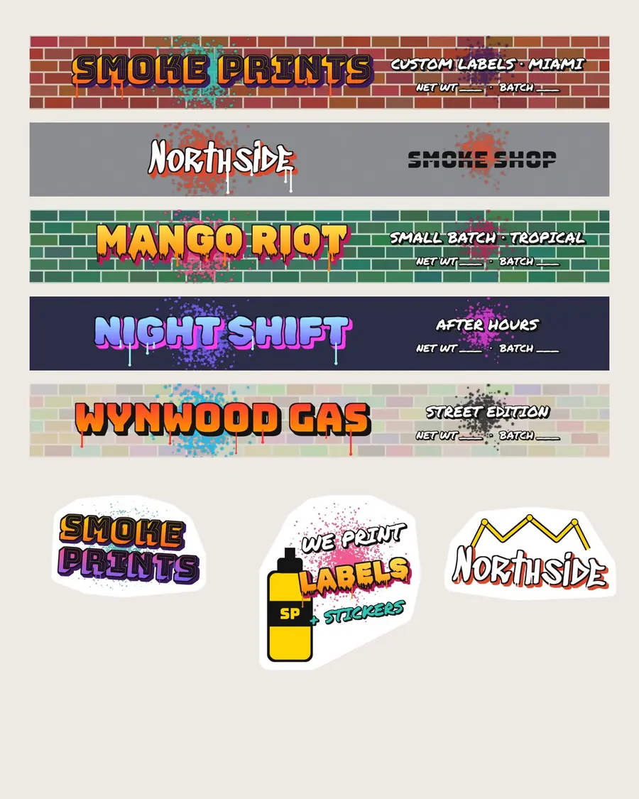 Diseños de etiquetas envolventes y stickers en una hoja de impresión